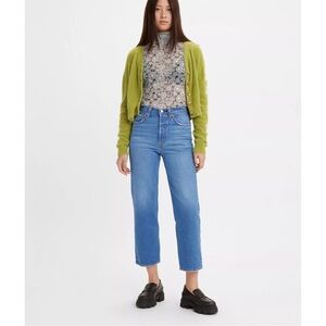 Levi’s Premium Ribcage Straight Ankle Jean